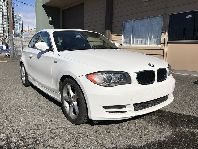  2011 bmw 128i 55k km only! 3.