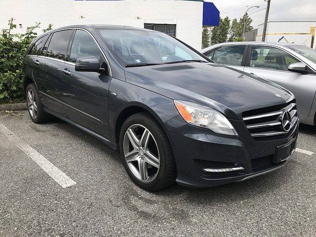 2012 mercedes benz r350 amg package, 4matic, 7-seat 74k only!